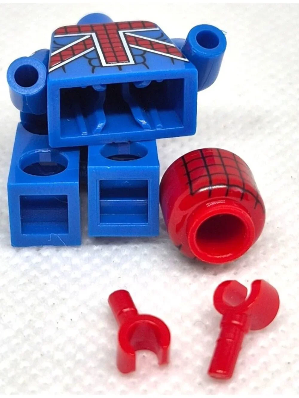 Union Jack Spider-Man Mini Figure Block Toy Collectible With Detailed Web Design